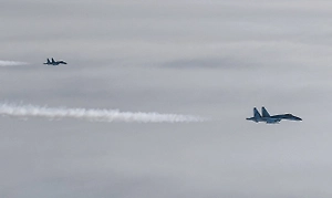 Небесный кортеж из истребителей Су-35 встретил и проводил самолёт Токаева в Москву