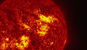 Завораживающие кадры: На Солнце сняли самую мощную вспышку за год