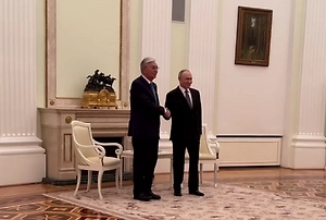 Путин встретил Токаева в Кремле