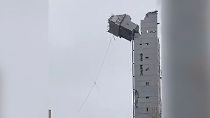 СК возбудил уголовное дело после эпичного обрушения «Снежкома»