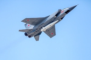 Депутат Госдумы назвал попытку угона МиГ-31 стремлением Киева прикрыть поражения