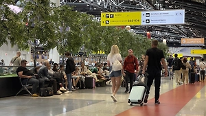 В Саратовском аэропорту повторно ввели ограничения на полёты