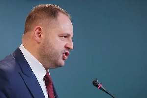 Безуглая потребовала отставки Ермака на фоне скандала с Миндичем