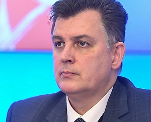 В истории с Миндичем и Зеленским надо правильно расставить лошадь и телегу, а потом понять, что же с ними делать. Если единственная задача была — убрать Зеленского и под это разворачивают всю эту кампанию, то разворачивать будут по-другому. Но это не значит, что Зеленского точно отправят в отставку.