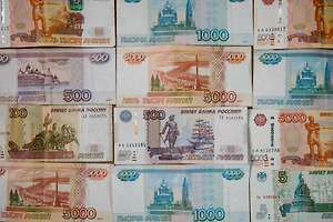 Как наказать работодателя, который вызывает работать в праздники, но отказывается платить в двойном размере — советы юриста