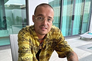 Гуфу влепили штраф за езду по выделенной полосе