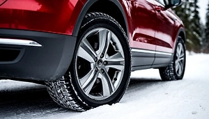 Автолюбителям рассказали, когда и как сменить шины на зимние