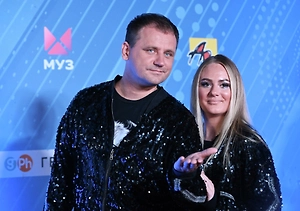 «Энергосберегающие» танцоры Булановой раскрыли истинную причину ухода от певицы