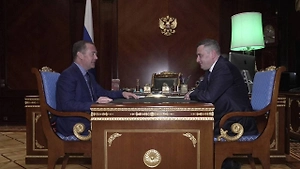 Медведев и Хинштейн обсудили, как сделать Курск безопасным и культурным