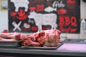 Китайские учёные выяснили, что мясо может играть важную роль в долголетии