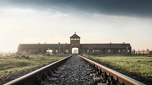 Польша угрожает украинцам пожизненным заключением за подрыв ж/д путей