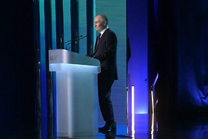 Путин заявил, что при подготовке прямой линии будут использовать российскую нейросеть