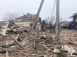Взрыв полностью обрушил дом под Белгородом и повредил соседний, есть пострадавшие