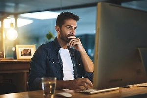 Опрос показал рост числа увольнений россиян среди их знакомых