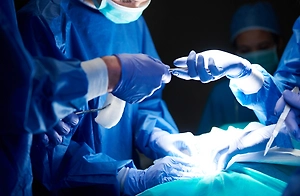 Операция обернулась кошмаром: Россиянка обвинила пластического хирурга в изуродовании груди