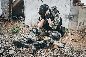 Украинские солдаты не могут сдаться в плен в Купянске и Красноармейске из-за угроз ВСУ