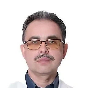 Постель должна использоваться только для сна, не для того, чтобы готовиться, учить что-то, читать, только для сна и для секса, больше ни для чего постель не должна быть. Вы должны себя настроить, что кровать — место только для сна и для секса. И ваш мозг, когда вы будете ложиться в кровать, уже будет настроен на одно из двух действий, так вы будете быстрее засыпать.