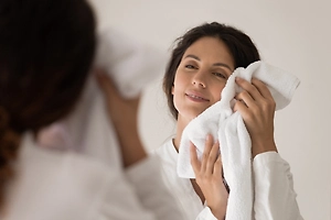 «Подходит почти всем, но есть исключения»: Косметолог рассказала о скрытых рисках энзимной пудры