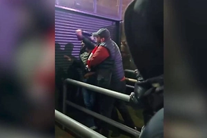 Фанаты «Спартака» избили болельщика ЦСКА после дерби, в клубе призвали найти виновных