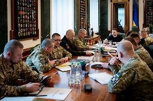 Сийярто: Украина должна принять план США, иначе её ждёт тяжёлая зима