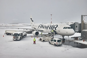 Аэропорт Финляндии отказался от уборки снега на ВПП из-за отсутствия туристов
