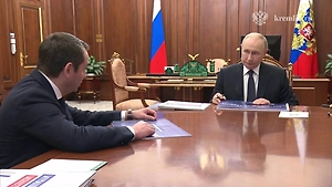 Путин обсудил развитие Арктики с губернатором Мурманской области Чибисом