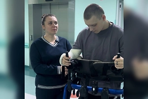 В Курске 16-летний парень чуть не умер из-за мотоцикла, когда шёл от бабушки. Но его спасли московские врачи