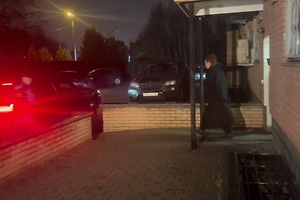 Аглая Тарасова покинула здание суда без комментариев