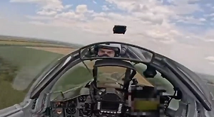 Погоня ракеты за украинским МиГ-29 попала на видео: российский лётчик усомнился в истории о «спасении»