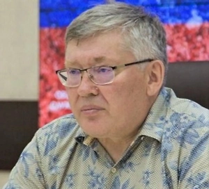 В общем-то, сейчас немного стран, которые имеют группировку для спутников связи на таких орбитах. Мы пользуемся интернетом и так далее. Поэтому это будет тоже сделано. Поэтому я думаю, что это уже очевидность, доказано, что связь — это не в бою, не случайно говорят, а на войне. Потому что без связи как? Главное, чтобы она ещё и защищённой была от солдат, и в мирной жизни тоже, страна у нас огромная, большая. 