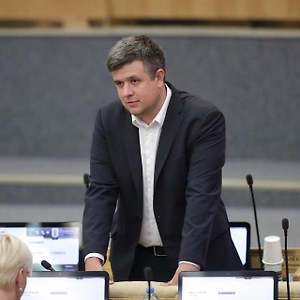 Может быть, это действительно так. А может, это попытка привлечь к себе внимание. Ведь на фоне нового признания можно заметить в соцсетях Дани фото и видео совсем не из курьерской жизни. Это скорее зарисовки всё того же успешного прожигателя жизни.