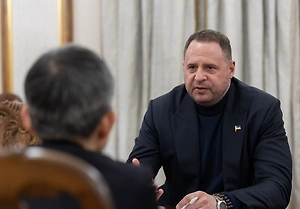 В Раде объяснили, почему Ермак так рвётся уйти на фронт