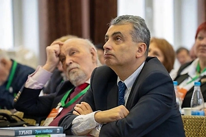 Суд в Пскове арестовал Льва Шлосберга* по делу о фейках про ВС России