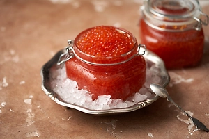 Должна «подпрыгивать»: Как выбрать хорошую красную икру