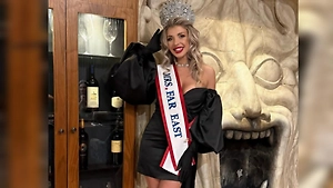 «Они с патчами, а я в перьях»: Русский подход помог уроженке Приморья победить на конкурсе «Миссис Европа»