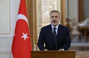 Глава МИД Турции заявил о веских причинах России никому не доверять