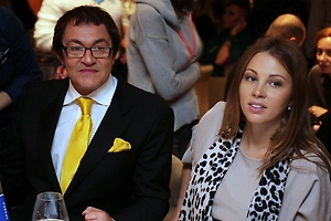 Дмитрий и Полина Дибровы сели за один стол после всех скандалов ради сына