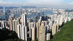 Генконсульство РФ высказалось о причине гибели россиянки в отеле в Гонконге