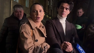 Беременная Лерчек чуть не заплакала, когда благодарила фанатов за разрешение на поход к врачу и УЗИ