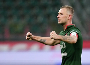 Полузащитник «Локомотива» Баринов будет наказан за оскорбление фанатов «Спартака»