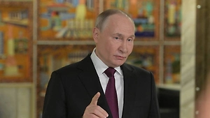 «Сказал и сделал. Мужчина»: Путин поблагодарил Медведева за освобождение Северска