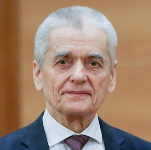 Когда мы начали делать свою вакцину и проводить массовую ликвидацию кори, успешно решили эту проблему. В первом десятилетии этого столетия, в 2001 году, мы получили сертификат Всемирной организации здравоохранения как страна, свободная от кори. Это значит: корь должна быть доведена до уровня один случай на миллион граждан.