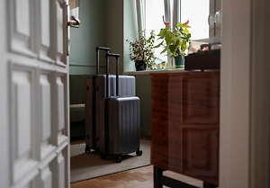 Москвичку с дочкой-инвалидом 2 года не пускают в квартиру хозяева из «‎схемы Долиной»