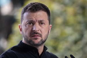 Ушаков объяснил, почему Зеленский согласился провести выборы президента Украины