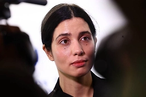 Суд оштрафовал Толоконникову* на 60 тысяч рублей по закону об иноагентах