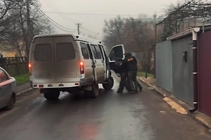 ФСБ в ДНР задержала 16-летнего жителя Мариуполя по обвинению в теракте