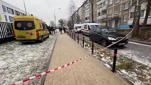 СК взял на контроль дело о нападении на школу в Горках-2