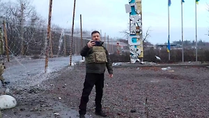 Генерал ВСУ назвал грубым монтажом видео с поездкой Зеленского в Купянск