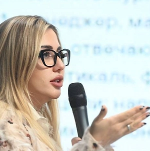 Это оглушительный успех! Мы много экспериментировали, ошибались, спорили внутри редакции, искали новые форматы и интонацию — и, кажется, всё это было не зря. Спасибо команде Life.ru, которая умеет работать быстро, честно и с эмоцией, и спасибо читателям за внимание и обратную связь. Будем делать ещё лучше и интереснее