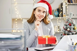 Без шариков и календариков: Подарки-2025, которые порадуют, а не принесут проблем с законом